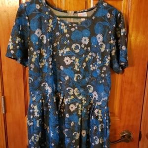 LULAROE AMELIA DRESS SIZE 3XL POCKETS